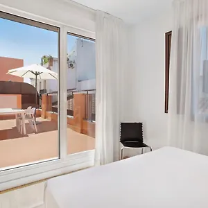 Metropolis Apartment
