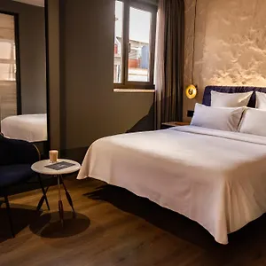Otel Letoh Letoh, Sevilla